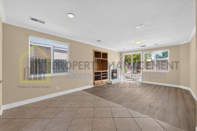 Building Photo - Spacious 3-Bed, 2-Bath Retreat on Charm Way