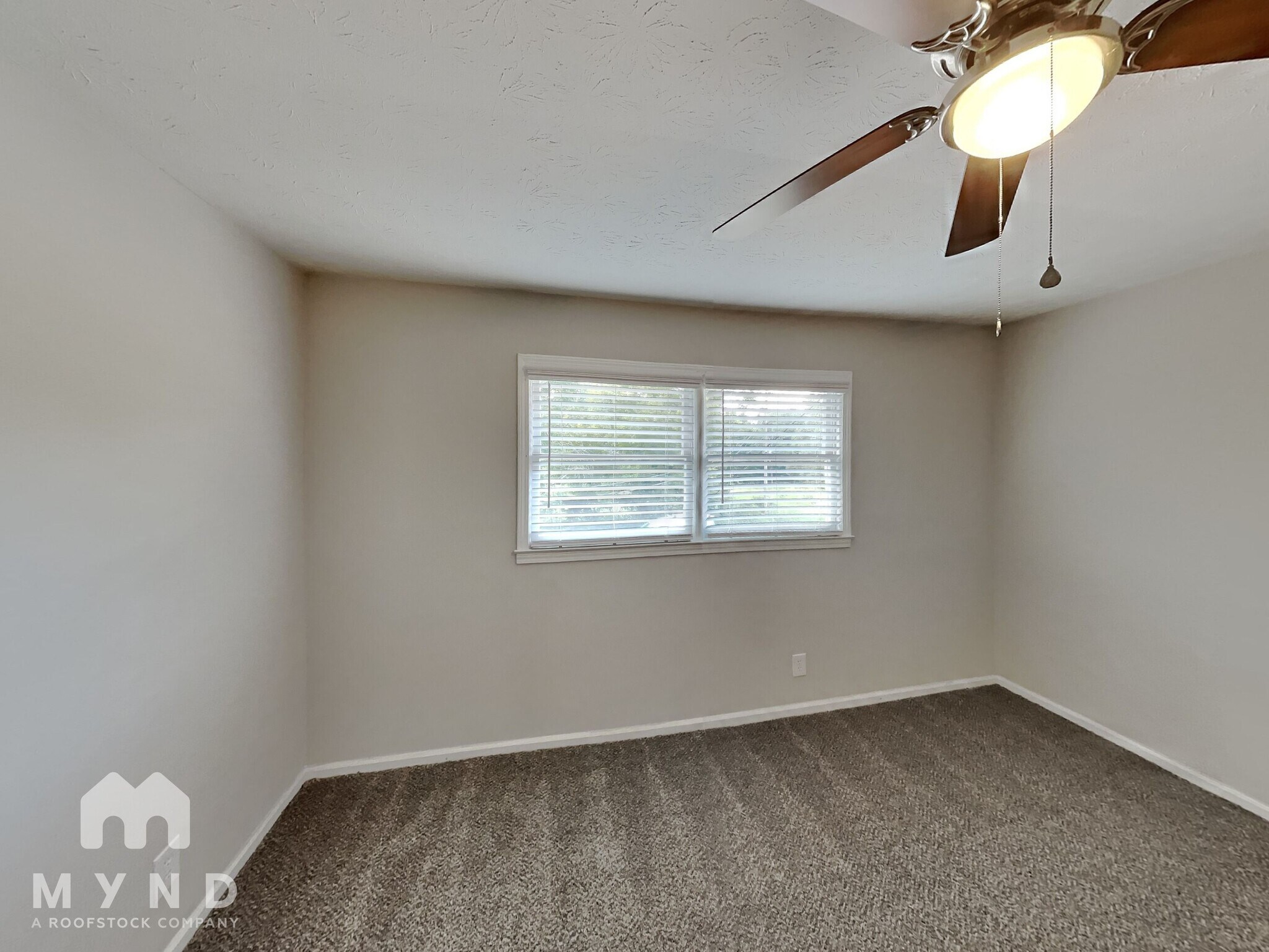 Building Photo - 225 Baker St