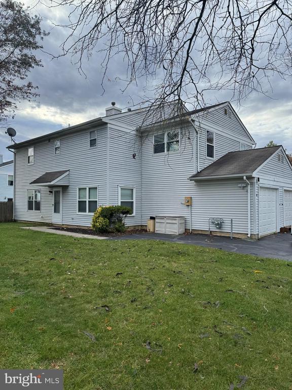 Building Photo - 20 Spyglass Ct