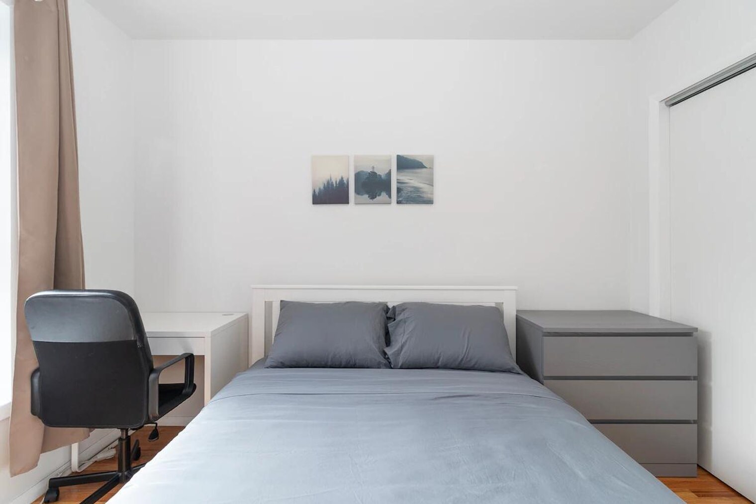 Building Photo - 130 E 95th St