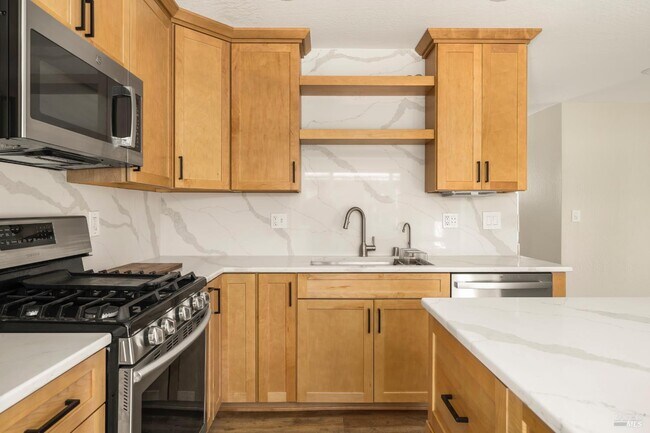 Building Photo - 436 Corte Lagos