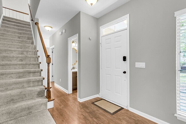 Building Photo - Coastal Convenience in the Heart of Mount Pleasant