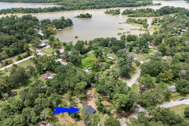 Building Photo - 416 Pin Oak Dr
