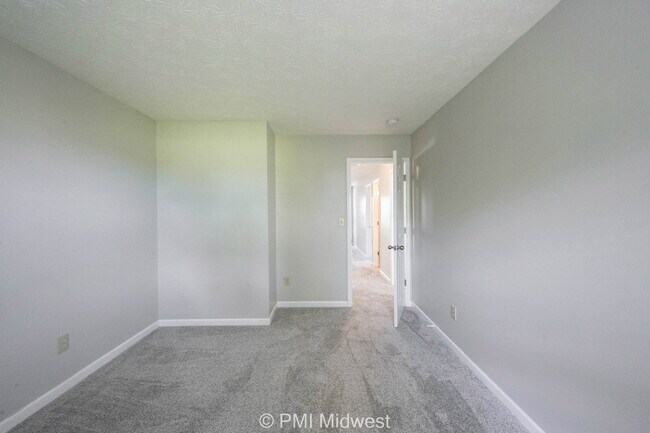 Building Photo - 8802 Benjamin Ln