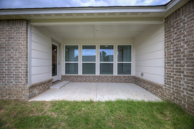Building Photo - 3710 S 13th Pl