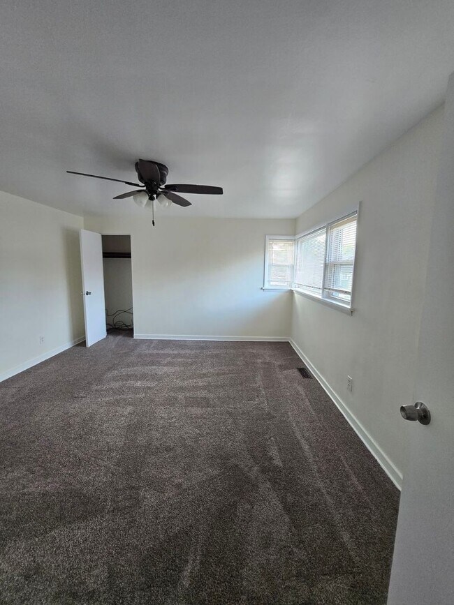 Building Photo - 143-147 157th St, Calumet City, IL 60409