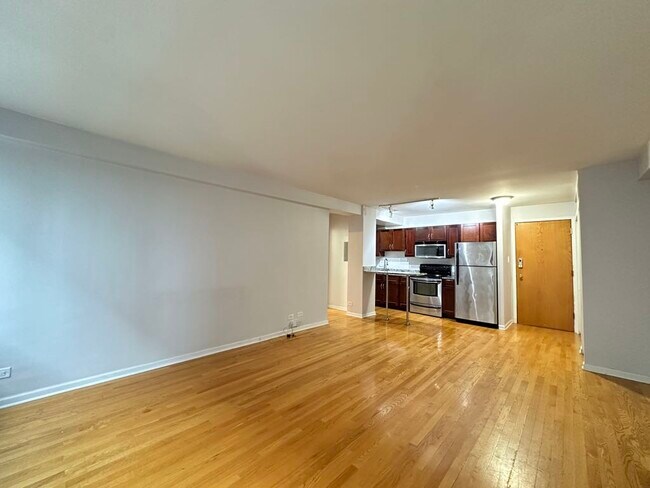 Building Photo - 4180 N Marine Dr