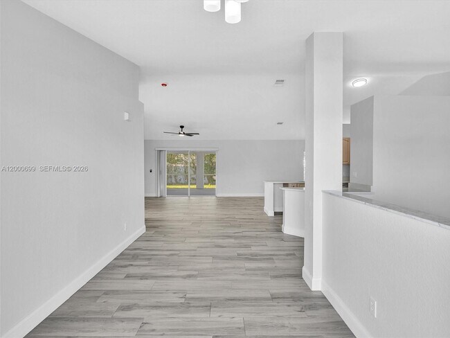 Building Photo - 2022 NW 9th Terrace