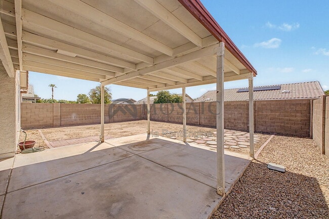 Building Photo - 8359 W Bluefield Ave