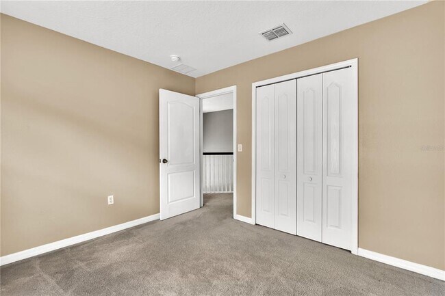Building Photo - 643 Willett Dr