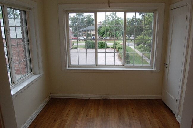 Interior Photo - 1739 G St.