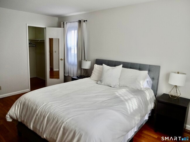 Building Photo - 245 Unquowa Rd