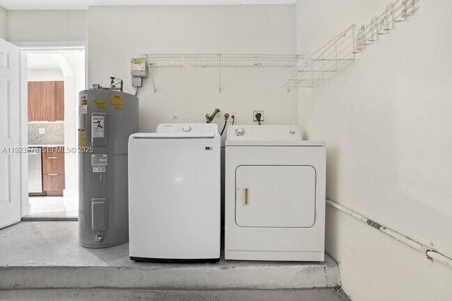 Building Photo - 11462 NW 48th Terrace