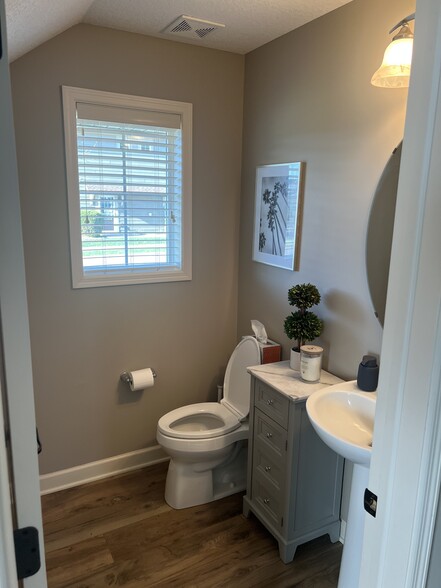 Building Photo - 3294 Red Oak Trl