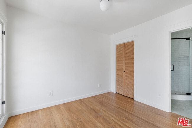 Building Photo - 1310 1/2 Lucile Ave