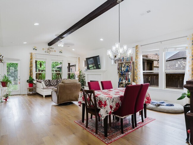 Building Photo - 5201 SW Kemptown Pl