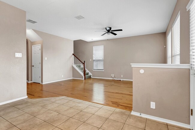 Building Photo - Alamo Ranch