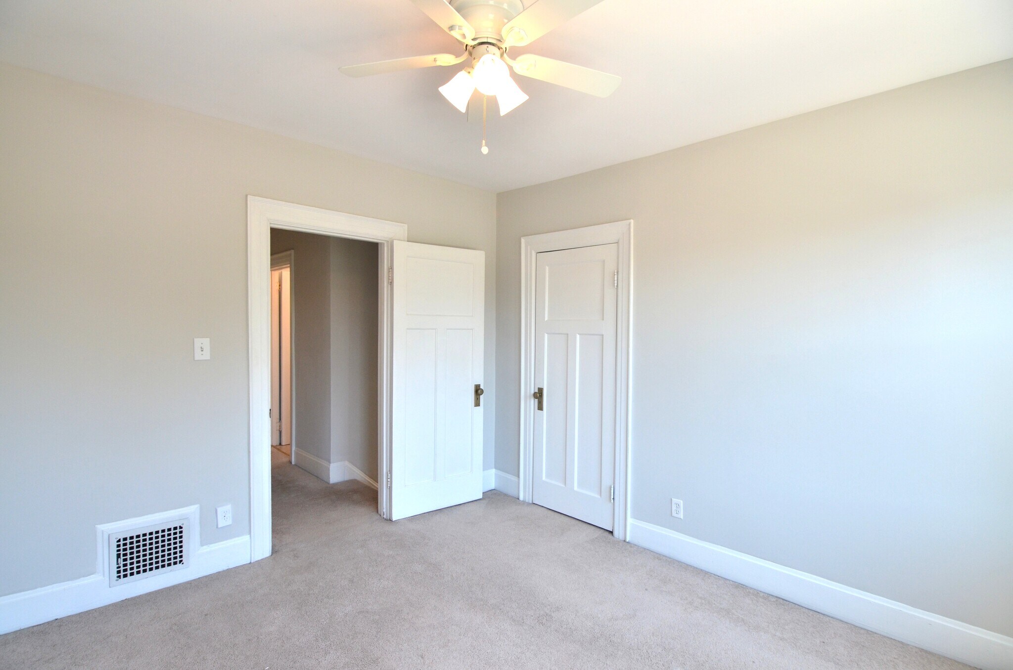 Building Photo - 4109 Millsbrae Ave