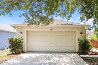 Building Photo - 11805 Prickly Pear Way
