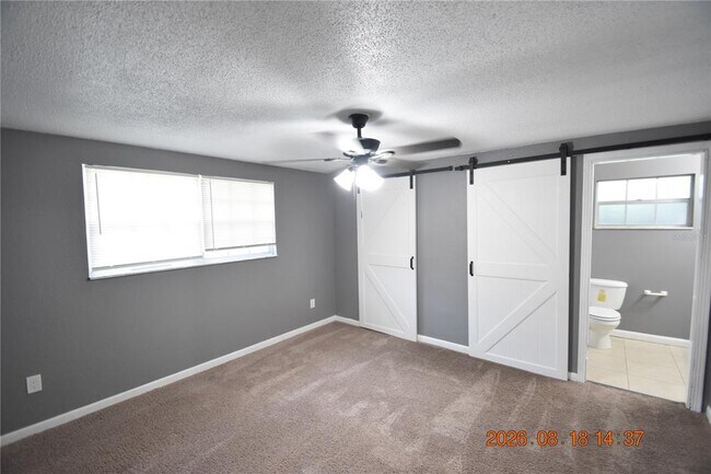 Building Photo - 212 N Clearview Ave