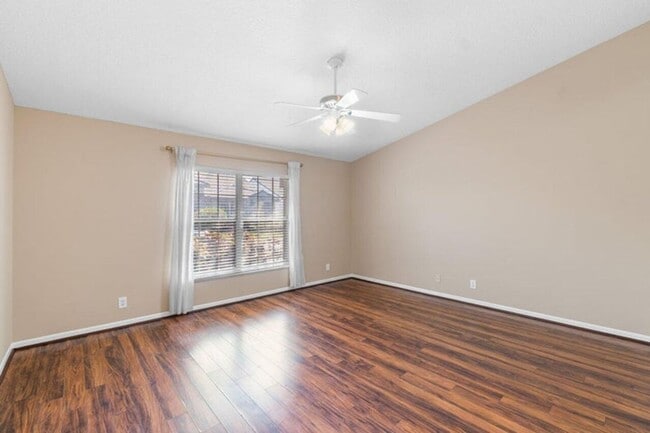 Building Photo - 23458 Torre Cir