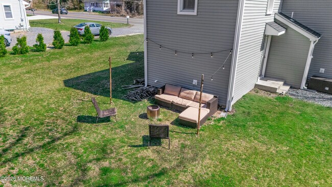 Building Photo - 26 Toms River Rd