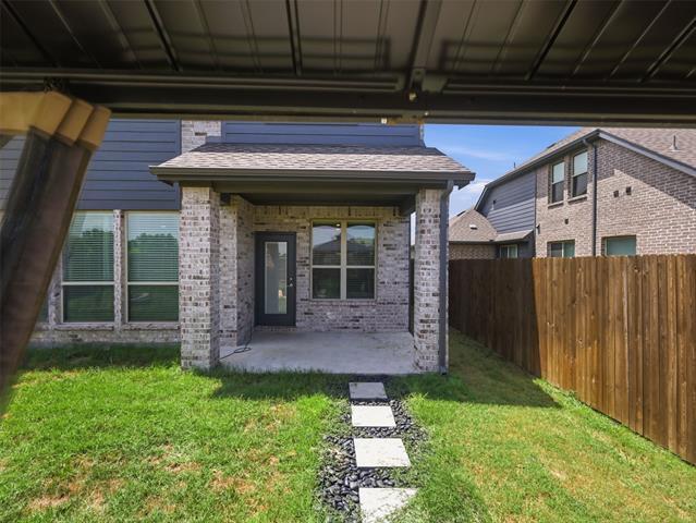 Building Photo - 201 Sweetwater Dr