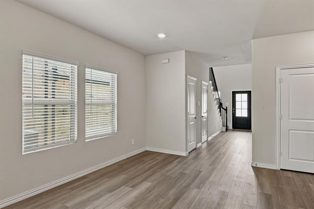 Building Photo - 810 Honeydew Ln