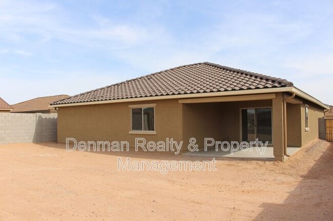 Building Photo - 1552 E Inouye Dr
