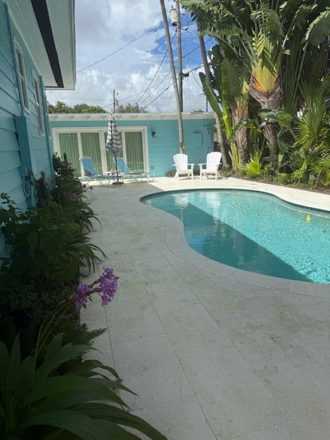 Building Photo - 235 Santa Lucia Dr