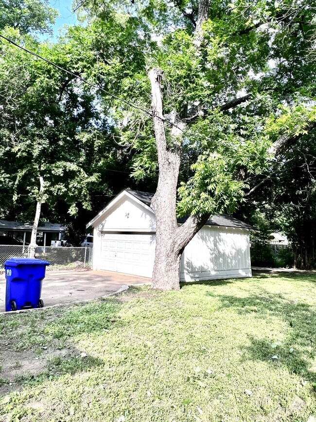 Building Photo - 2808 Morrow Ave