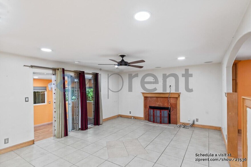 Building Photo - 1675 Kingman Ave