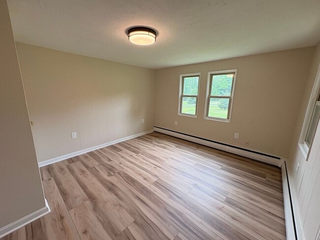 Building Photo - Newly Remodeled 2-Bedroom, 1.5-Bath Home