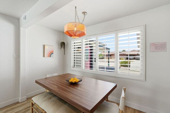 Building Photo - Scottsdale Oasis Ready for July move-in!