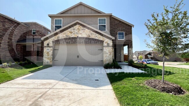 Primary Photo - 812 Poppy Cv Ln