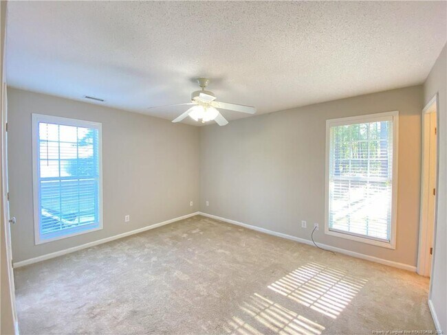 Building Photo - 92 Hunters Ridge