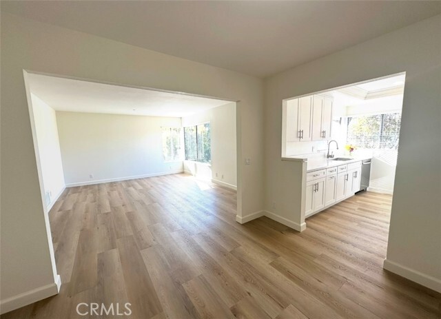 Building Photo - 90 Clearbrook