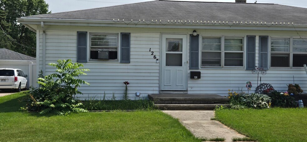 Primary Photo - 126 Langley Blvd