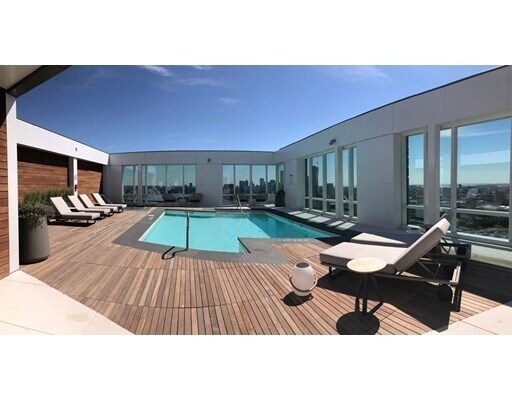 Building Photo - 188 Brookline Ave