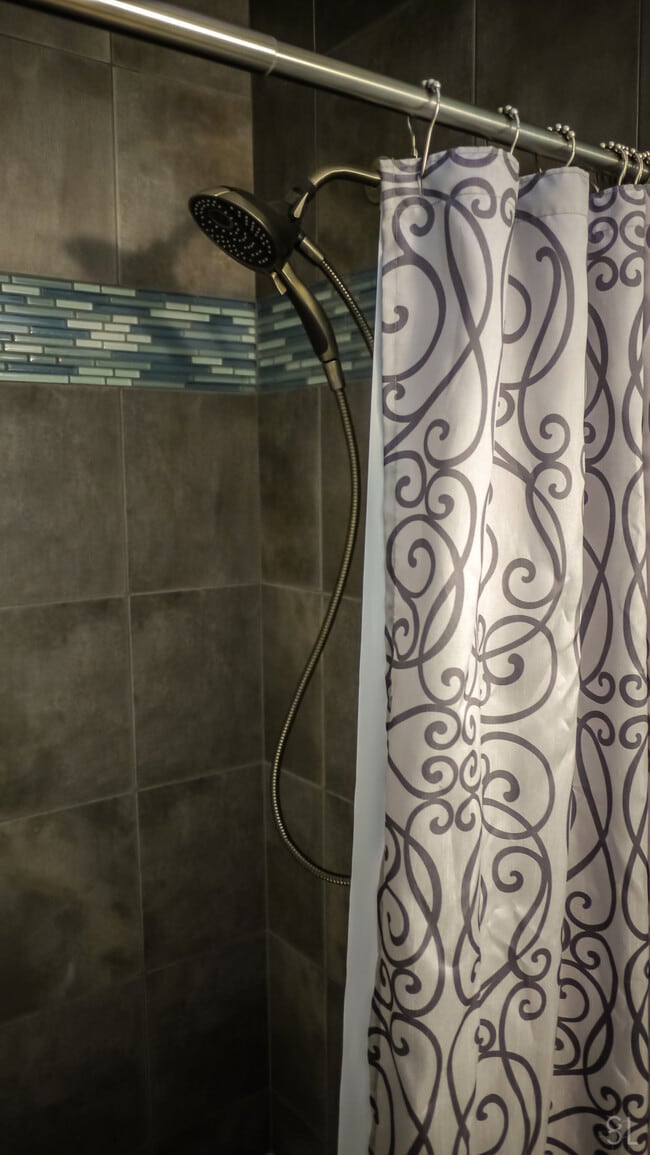 Building Photo - 2215 E John St