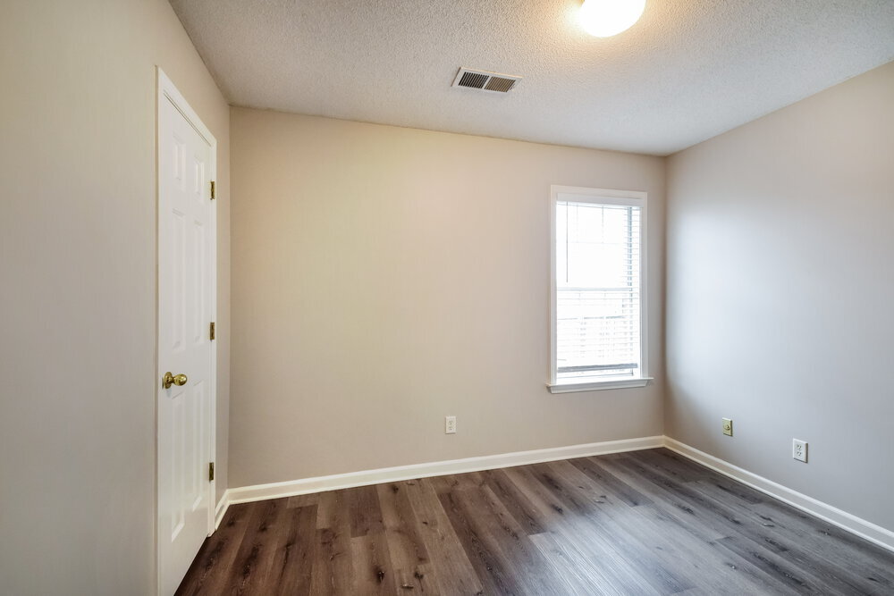 Building Photo - 7248 Bridgefield Dr