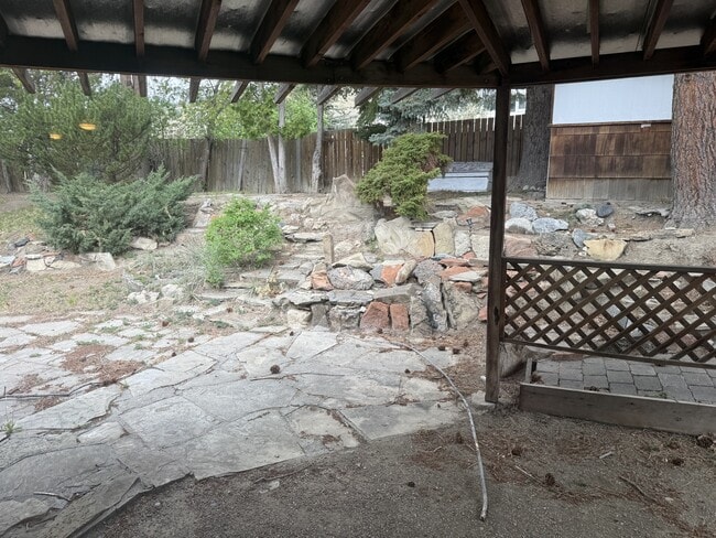 Building Photo - 3103 Stinson Ave