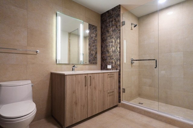 Building Photo - 211 N Harbor Dr