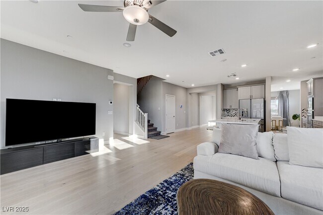 Building Photo - 7572 Mount Spokane Ct
