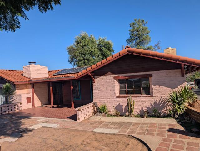 Building Photo - 9738 Lakeview Rd