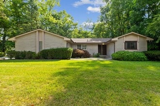 Building Photo - 4899 Wye Oak Rd