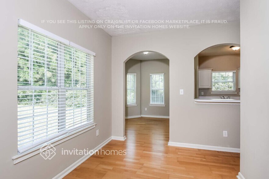 Building Photo - 3481 English Oaks Dr NW