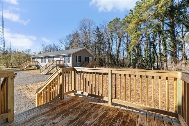 Building Photo - The Home You’ve Been Searching For! *Utilities & Furniture can be added with a rental premium.*