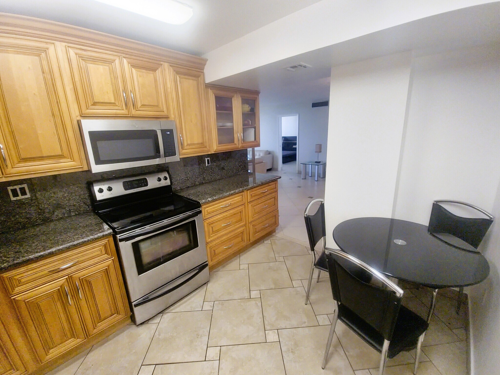 Building Photo - 1833 S Ocean Dr