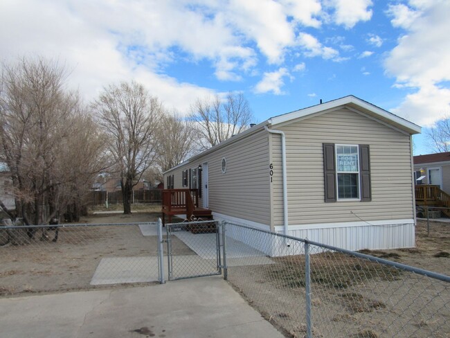 Primary Photo - Newer Mobile Home! Move-in Ready!